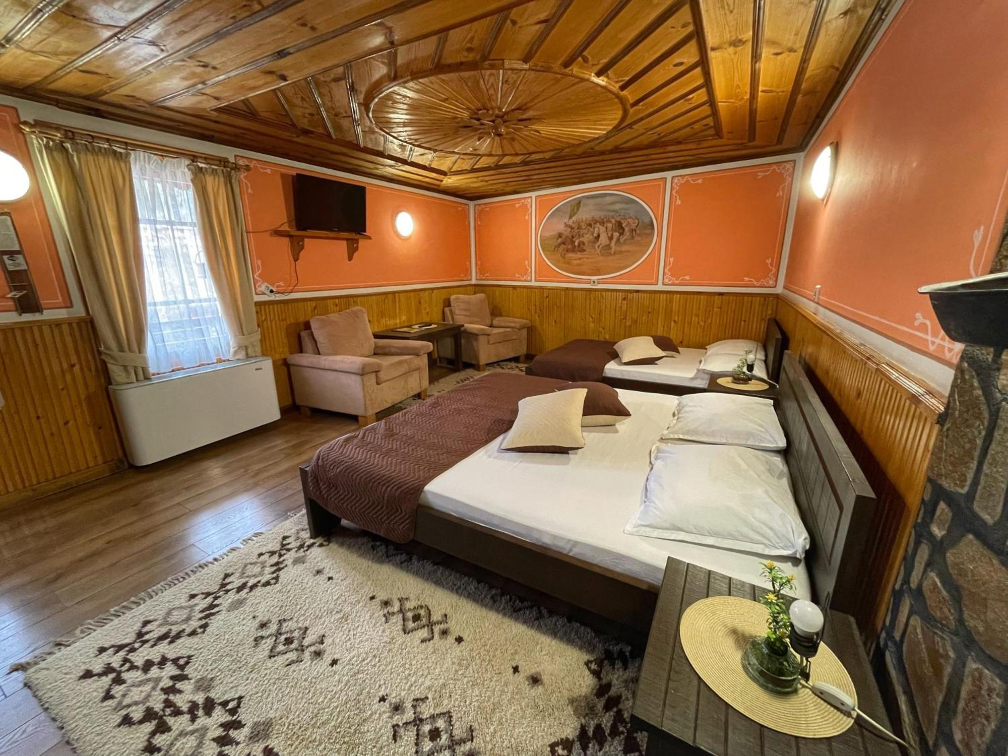 Guest Rooms Colorit Koprivstica Kültér fotó